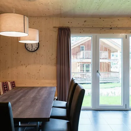 Superior Chalet